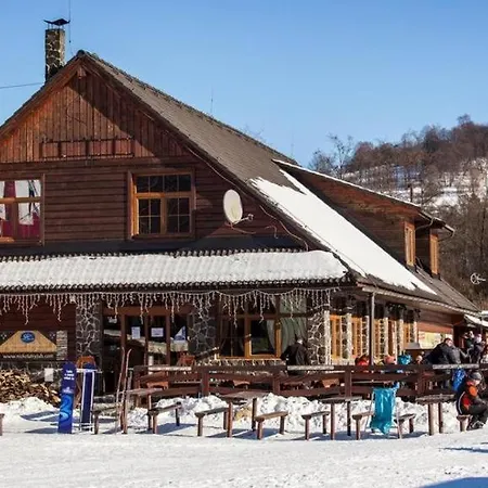 Fiona With Jacuzzi *