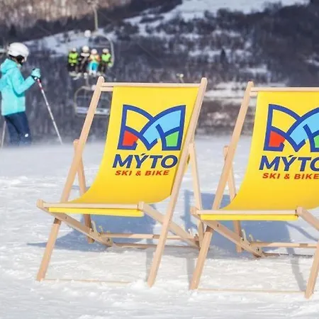 Fiona With Jacuzzi Vakantiehuis *